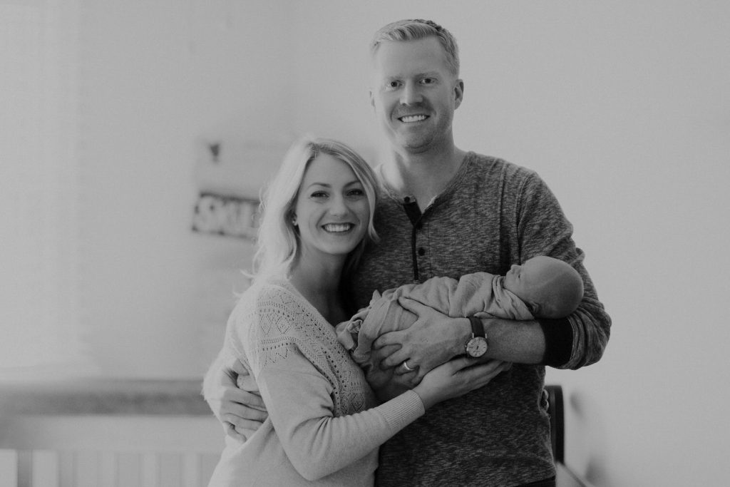lifestyle in home newborn photography in indianapolis_4262-2